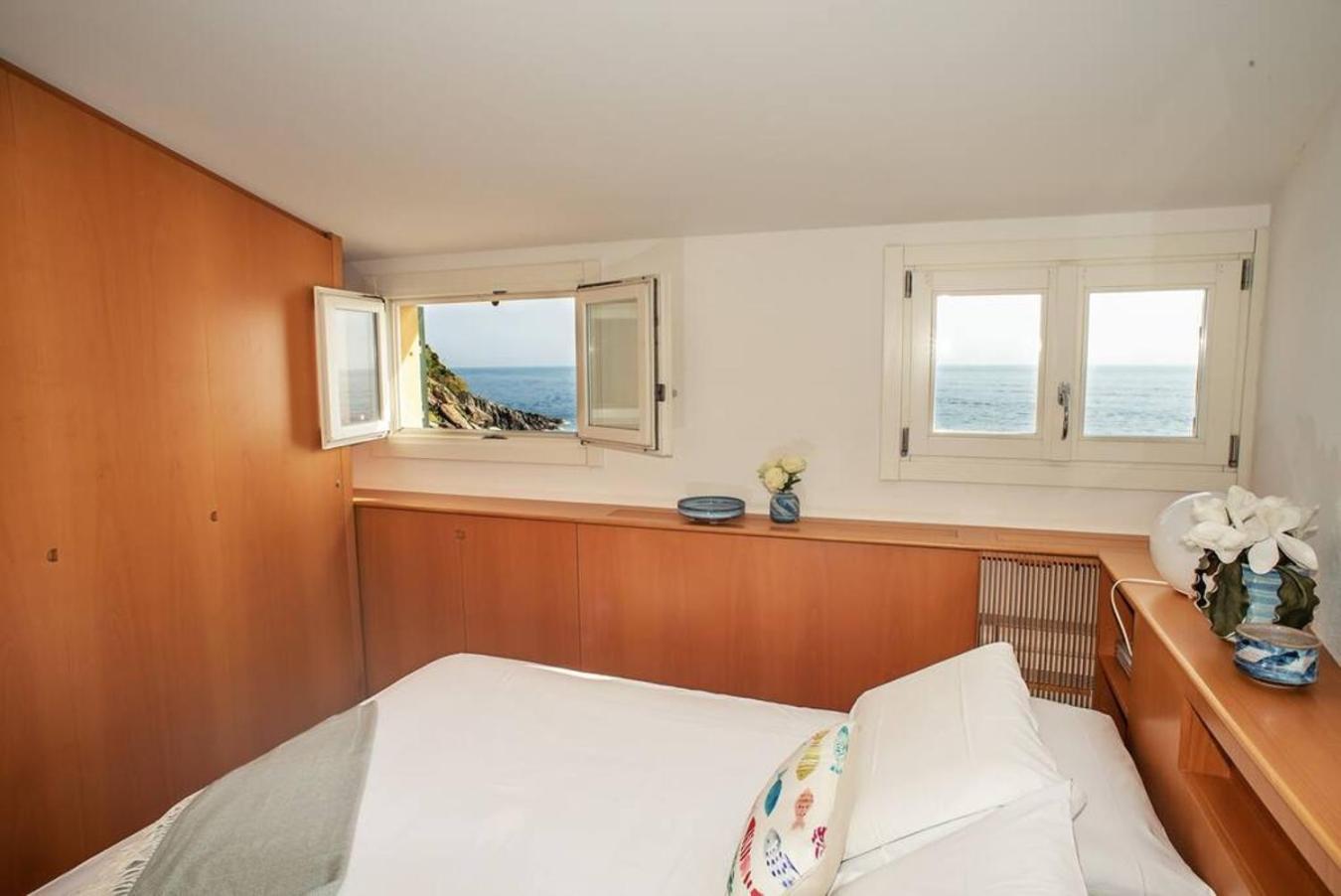 Il Ciasso Romantic Seafront Escape Vernazza Buitenkant foto
